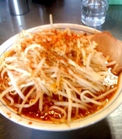 「カレー味噌+ニンニク」@ラーメン大 堀切店の写真