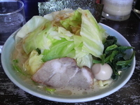 「らーめん（薄味、固め）+キャベツまし」@横浜家系ラーメン ほどが家の写真