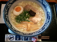 「煮干し鶏白湯ラーメン」@らあめん丈の写真