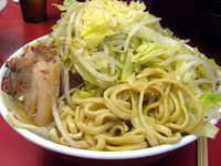 「大ラーメン豚入り（ヤサイニンニク）@850」@ラーメン二郎 ひばりヶ丘駅前店の写真