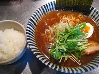 「にぼし醤油らーめん」@角丸いっきの写真