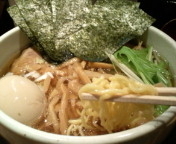 「特麺たつ正油ラーメン830円」@ラーメン 麺たつの写真