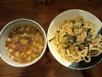 「魚介豚骨つけ麺（並） 750円+ビール」@ラーメンアキラの写真