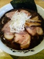 「ラーメン（中盛り）+チャーシュー」@まるげん食堂の写真