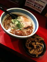 「味玉らー麺 メンマトッピング」@麺屋あらき 竈の番人の写真