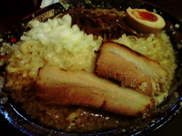 「燕三条系ラーメン」@煮干 丸めの写真