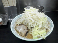 「ぎ郎、大盛り、野菜まし」@らーめん ぎょうてん屋 町田店の写真