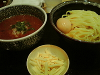 「ほん田君に教わったカリーつけ麺+とろけるチーズ+半熟味玉 ※期間」@麺屋 一燈の写真