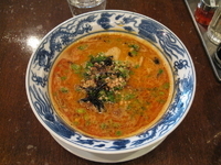 「上級坦々麺:980円」@豆金餃子の写真