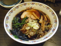 「盛岡醤油老麺」@松虎亭の写真