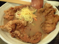 「みそからあげ（950円）+餃子（Motecoクーポン）」@六紋銭エッセンスの写真