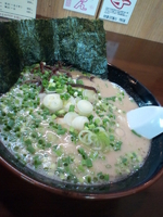 「丸 バリカタ 680円」@博多ラーメン とんこつ家の写真