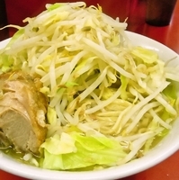 「小ラーメン ￥650 （ヤサイマシ+ニンニク）」@ラーメン二郎 ひばりヶ丘駅前店の写真