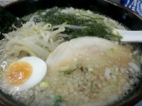 「ランチラーメン(醤油)680円+サービスライス」@東京とんこつラーメン てるやの写真