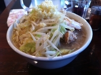 「しょうゆ+煮卵、にんにく有（￥800）」@凛 渋谷店の写真