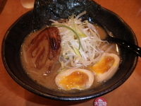 「味噌ラーメン（通常750円が本日500円）大盛（100円）」@豚骨味噌ラーメン 大将 李家の写真