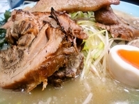 「特チャーシュー麺+あえネギ+チーズ+ライス」@ラーメンショップ幸手 金田亭の写真