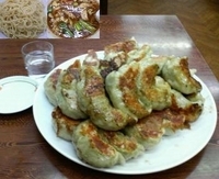 「大吉つけめん + 餃子25個（チャレンジメニュー）」@中華飯店 大吉の写真