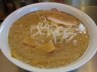 「ラーメン 700円」@ホープ軒 千駄ヶ谷本店の写真