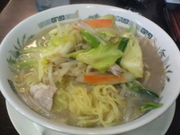 「野菜たっぷりタンメン+大盛（サービス券）」@日高屋 平井南口店の写真