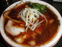 「黒、弐の陣 醤（ひしお）そば 肉かざり 850円」@いろはのいの写真