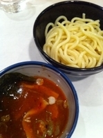 「ミニ辛つけめん」@頑者 新横浜ラーメン博物館店の写真