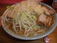 「醤油ラーメン（700円）ニンニク」@ラーメン髭の写真