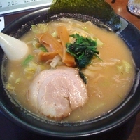 「味噌ラーメン(¥390※オープンセール価格)」@らーめん 楽屋の写真