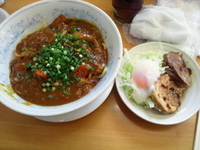 「今月のグルグル（カレーバージョン）+半ライス」@MENYA 食い味の道有楽の写真