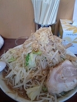 「ラーメン 全マシ」@メガガンジャの写真