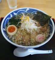 「奥久慈軍鶏ラーメン塩味￥1000」@奥久慈ラーメン なかざわの写真