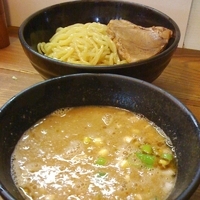 「つけ麺300g（￥900）+チャーシュー特盛（￥100）」@つけ麺 上方屋 五郎ヱ門の写真