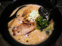 「豚骨らーめん（650円）」@麺屋 立葵の写真