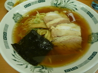 「ラーメン+豚骨ラーメンセット+ニラレバ炒め」@日高屋 茗荷谷店の写真