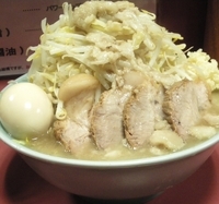 「チャーシュー+味玉（ヤサイマシマシ、ニンニク、アブラ）」@ラーメン二郎 歌舞伎町店の写真