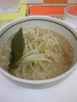 「こってりしょうゆらーめん700」@らーめん天の雲 銀座通り店の写真