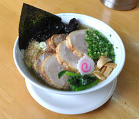 「芳醇塩チャーシュー拉麺 ￥1,050」@MENYA 食い味の道有楽の写真