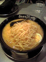 「嵐げんこつみそらあめん（大盛・もやし）」@らあめん花月嵐 元住吉店の写真