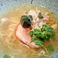 「清兵衛鶏塩そば+焼おにぎり」@麺匠 清兵衛の写真