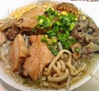 「塩らー麺+小ブタ（680円+150円）」@勝新亀ふじの写真