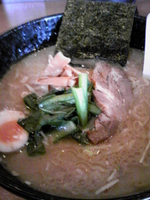 「ラーメン￥680+大盛￥150」@横濱家 座間店の写真