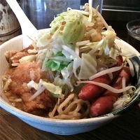 「味噌ら〜めん（野菜4倍・麺並盛￥800）ソーセージ（￥100）」@麺屋武蔵 虎洞の写真