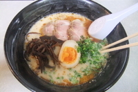 「とんこつラーメン」@九州屋 飯能店の写真