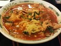 「韓流・辛ラーメン（期間限定）+小ライス」@日高屋 京成立石店の写真