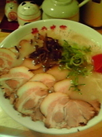 「肉増し豚（とん）そば」@麺や 木蓮の写真