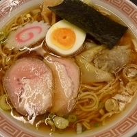 「ラーメン （スーパーワンタントッピング）」@ラーメン大至の写真
