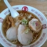 「イカ醤油ラーメン」@新函館ラーメン マメさんの写真