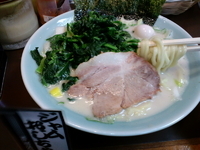 「塩ラーメン （麺硬め、レンソウマシマシ?）680円」@壱六家 大森店の写真