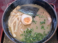 「鶏骨ラーメン 700円」@麺's たぐちの写真