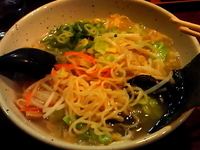 「塩ラーメン￥650+野菜￥150=￥800」@信楽茶屋 横浜鶴見本店の写真